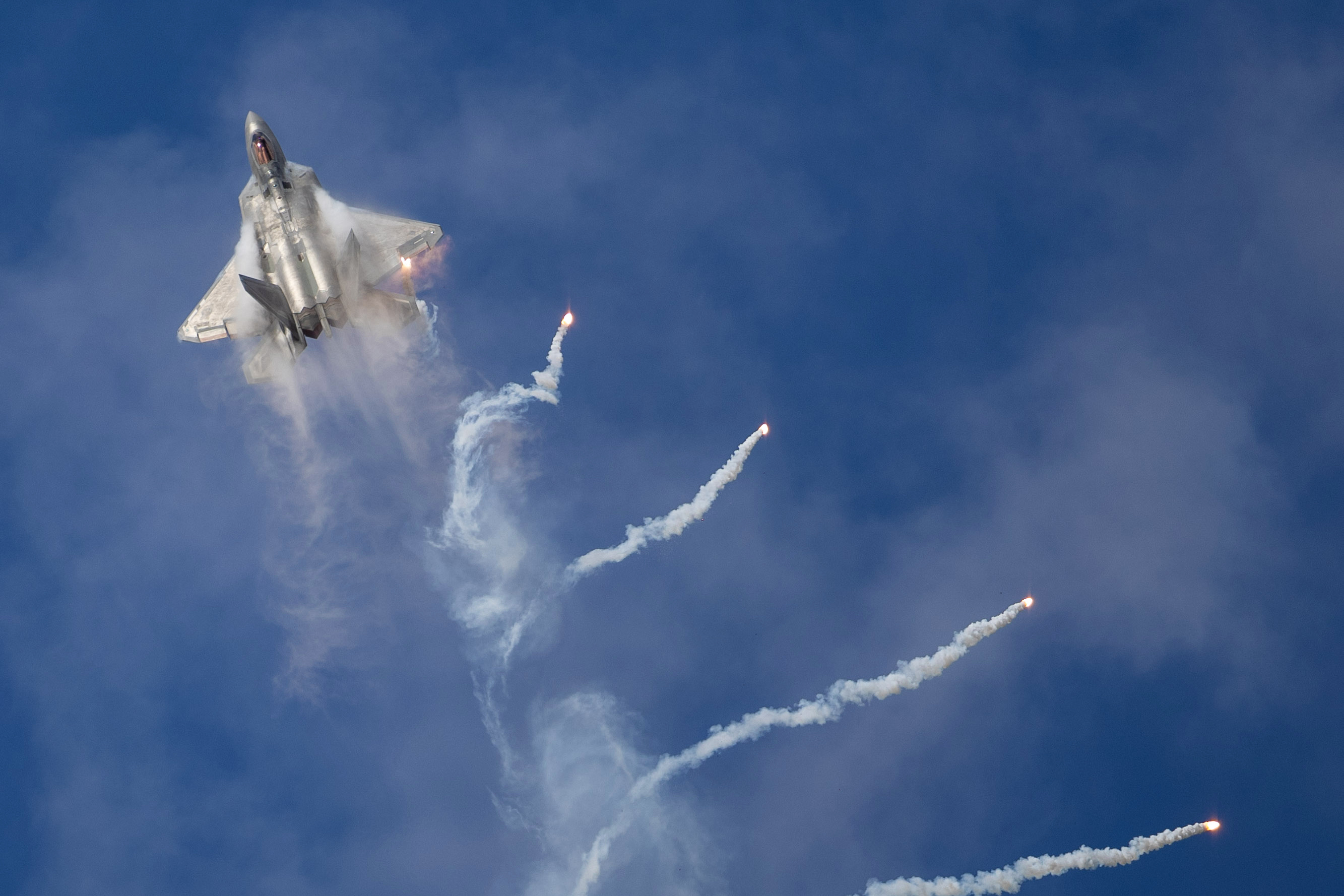 F-22 military aircraft